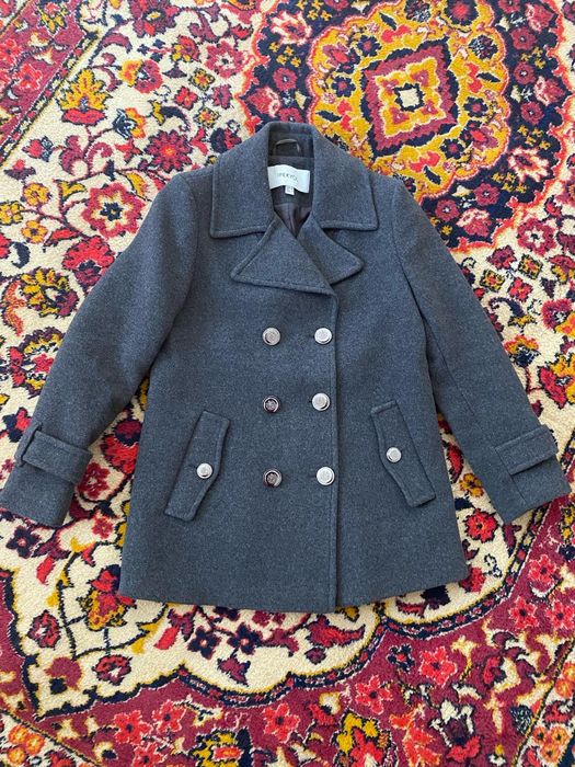 Продажа одежд б/у