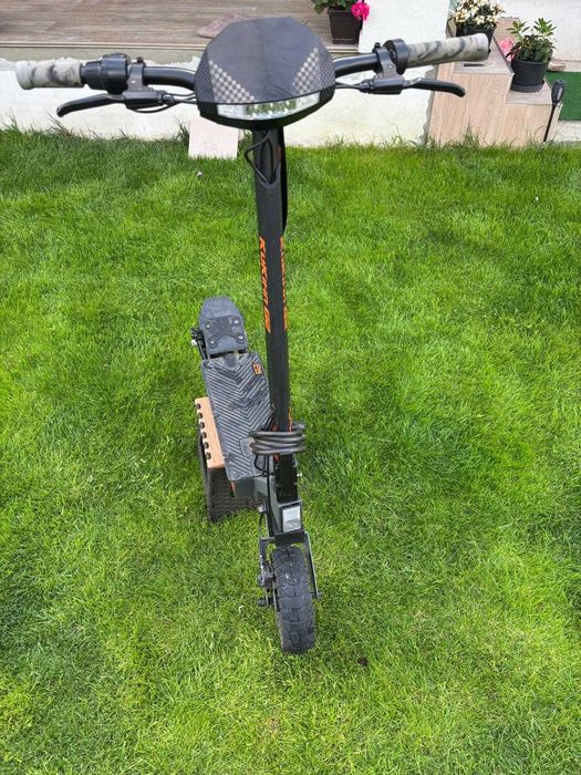 Vand trotineta Kukirin G2