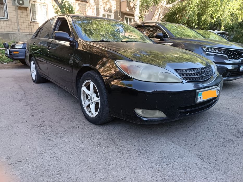 Toyota Camry  30