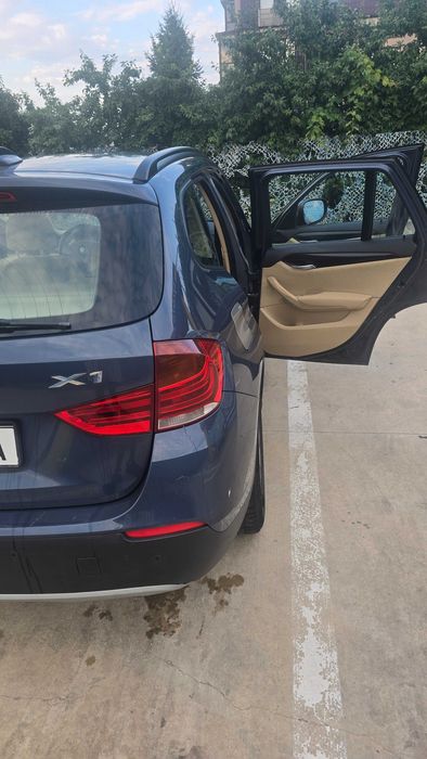 BMW X1 2010 — imagine 5