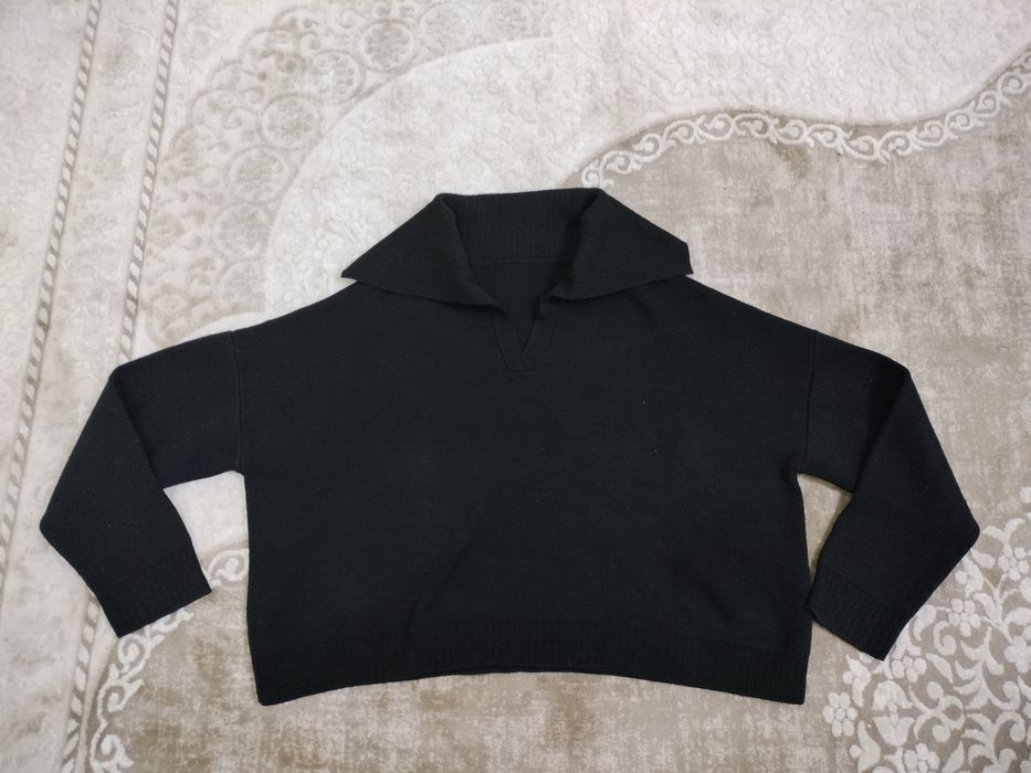 Кофта женская жгуче черный цвет