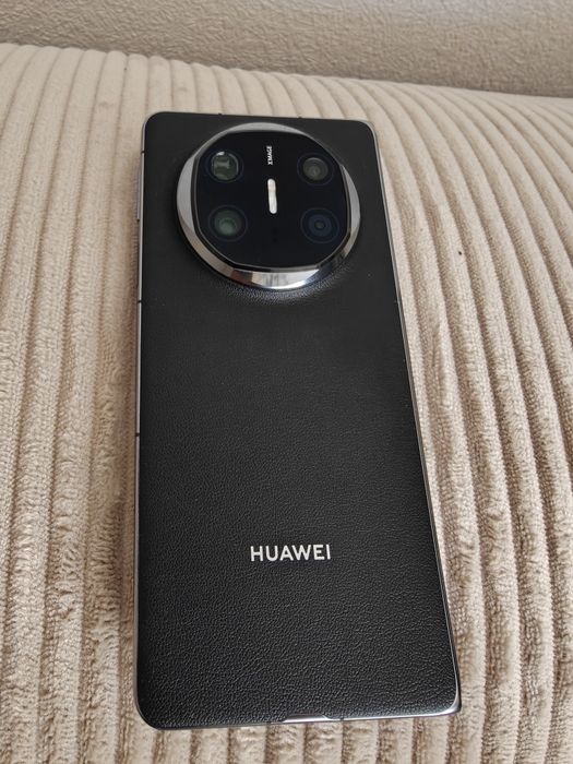 Продам Huawei Mate X6  12/512