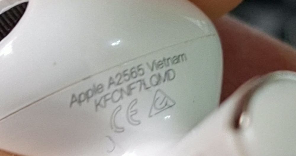 Продам наушники Apple AirPods 3 Оригинал