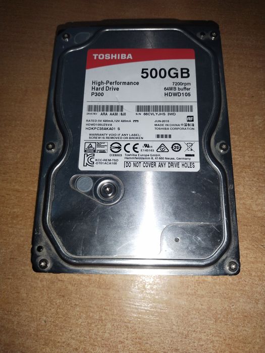 оперативную память DDR3 2 GB и жёсткий диск 500 GB, ssd ПРОДАН