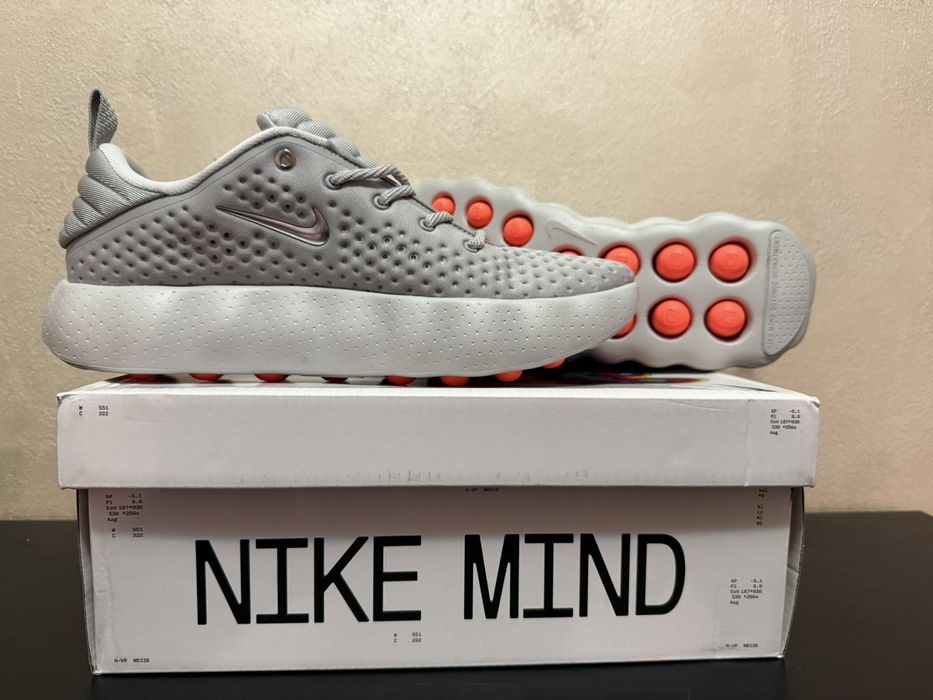 Nike Mind 002 нови