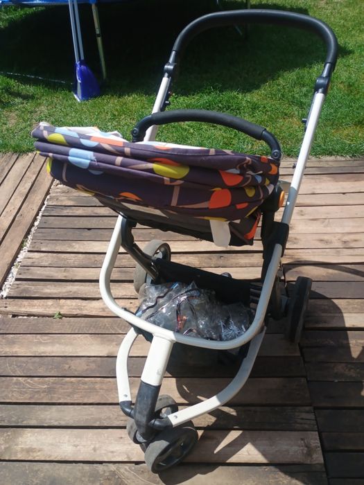 Бебешка количка COSATTO.