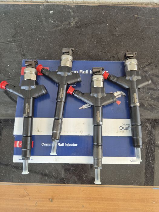 Injectoare Denso Nissan Navara,