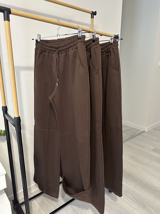 Спортен панталон с прав крачол