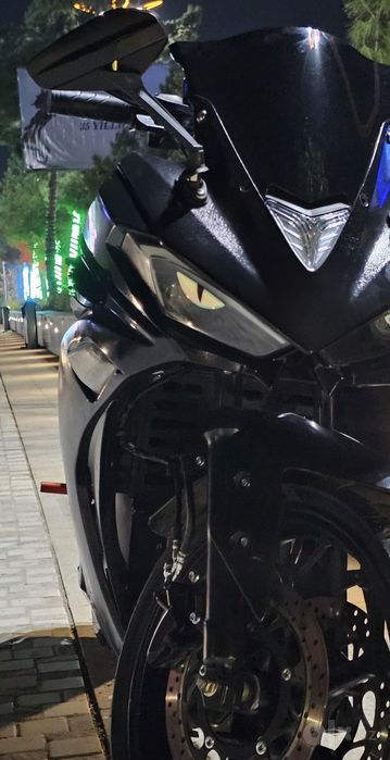 Електирон бике YAMAHA R3