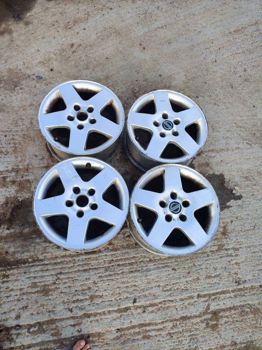 диски на Тойота Ниссан