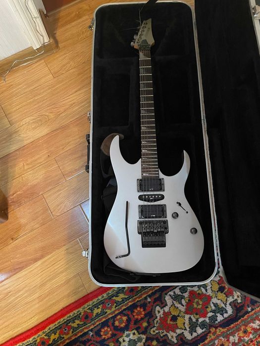 продам гитару " IBANEZ " RG series (JAPAN)