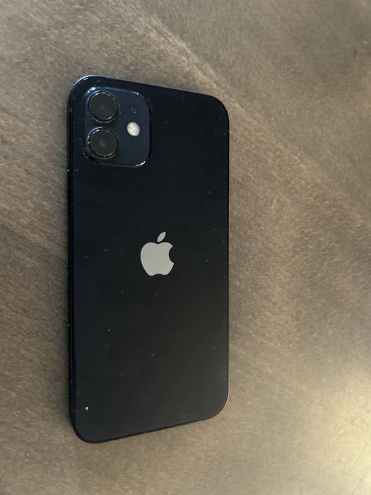 iPhone  12 black 128 gb