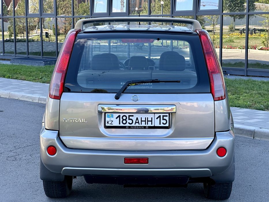 Nissan X Trail 2004год