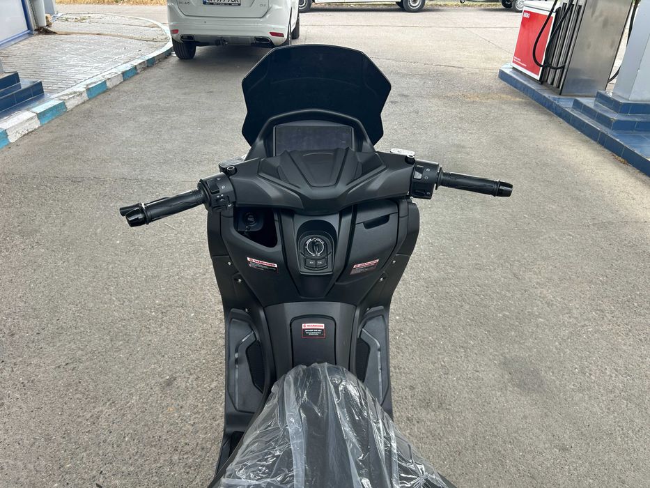 Скутер 125 кубика