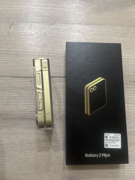 Самсунг ZFLIP 6 256GB