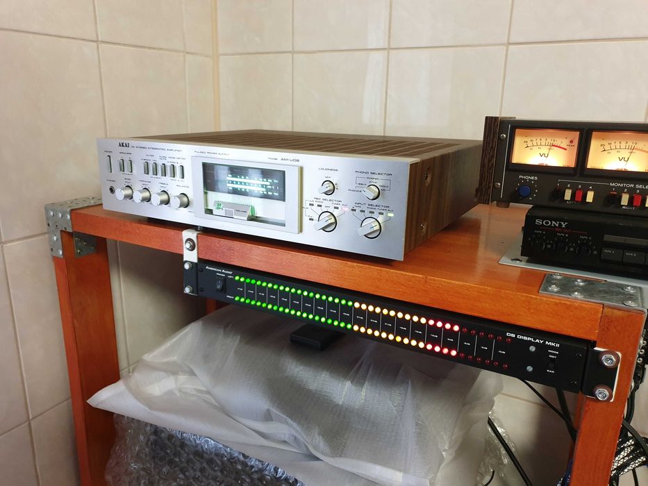 Amplificator audio AKAI AM - U 06