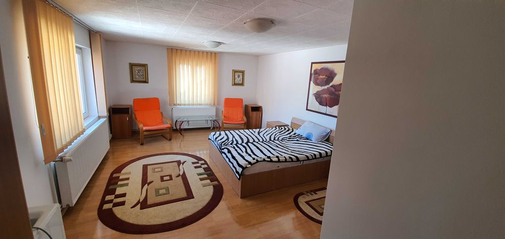 De vânzare proprietăți ultracentrale – P-ța Hermann Oberth, Sighișoara