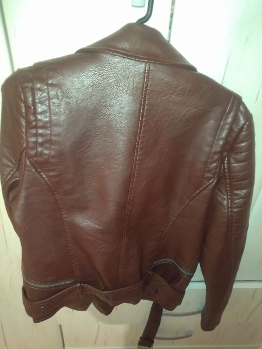 Кожено яке с колан