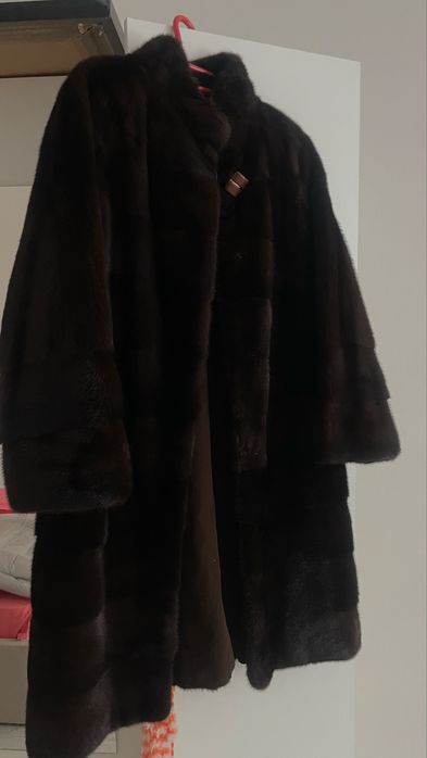 Продам натуральную шубу