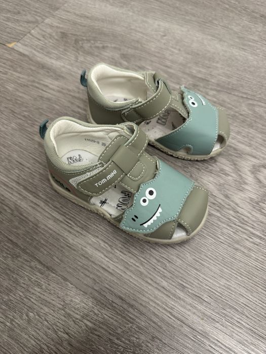 Продам сандали tom.miki