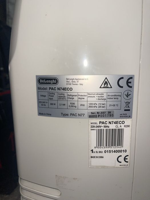 Aparat aer conditionat si caldura delonghi