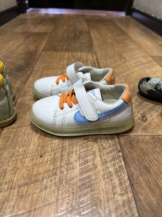 Детская обувь 4 пары