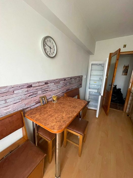 Apartament 3 camere decomandate, 2 bai, 3 balcoane, 80 mp
