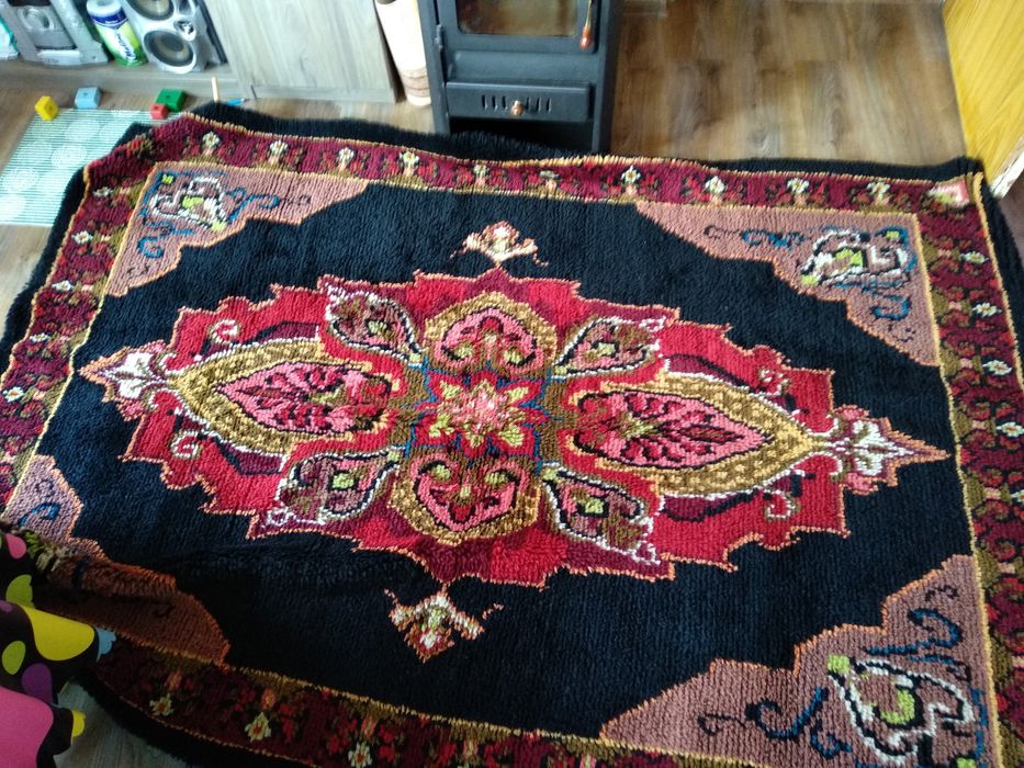 Китеници чисто нови