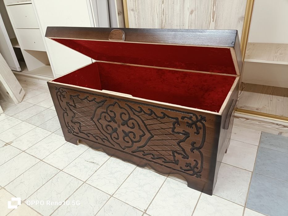 Сандық   /  Сундук