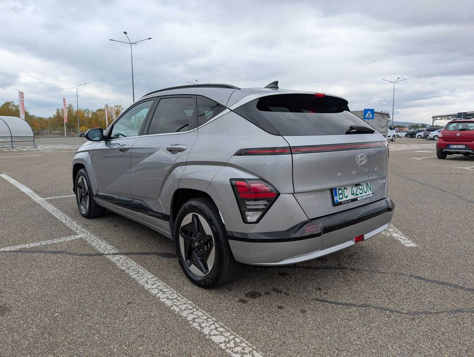 HYUNDAI Kona 2023 — imagine 3
