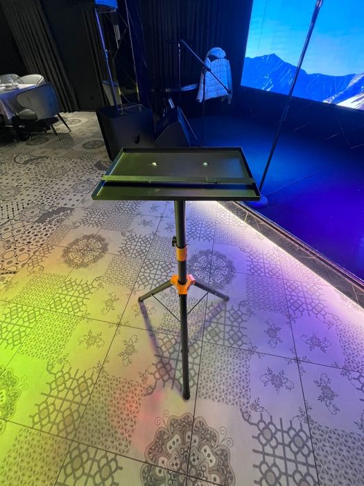 Стойка для ноутбука