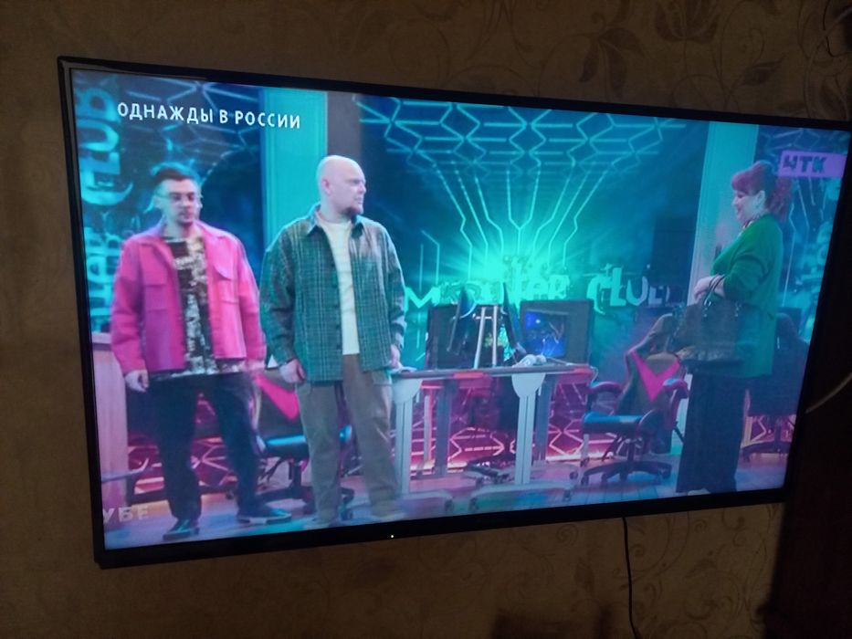 Продам телевизор 102