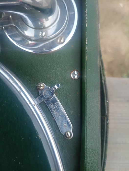 Патифон  His masters voice