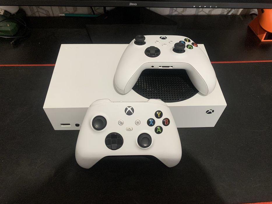 X Box series s 512 gb продам
