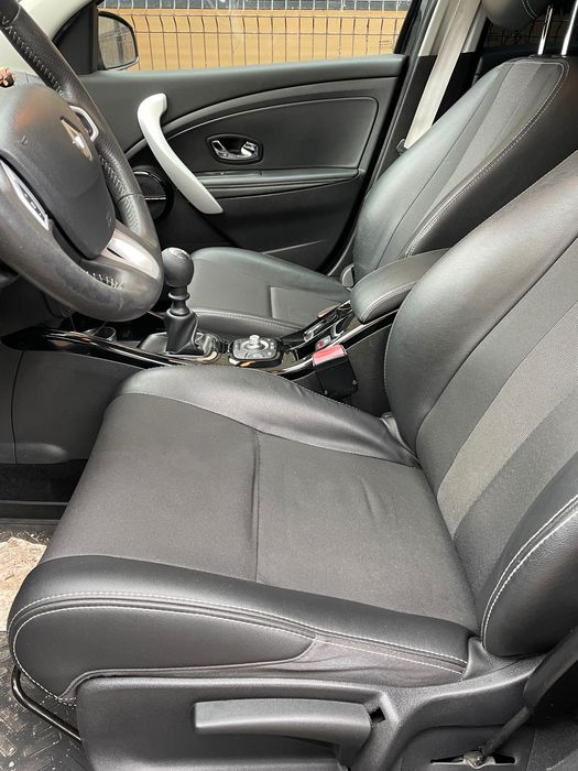 RENAULT Megane 2012 — imagine 3