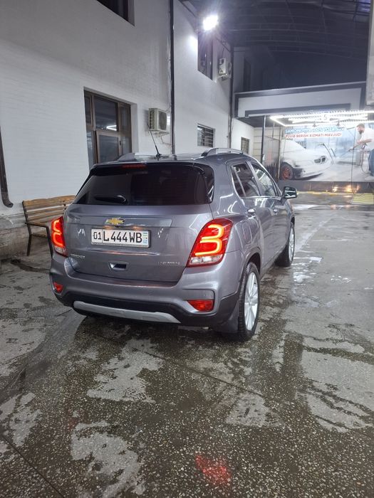 Треккер 1 премер Идеал+Тоза срочни сотилади