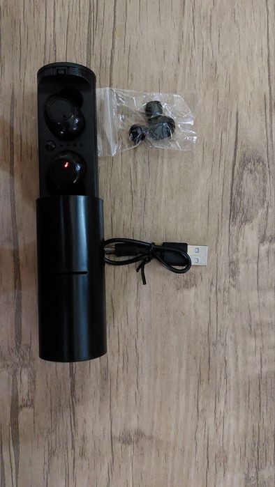 Original naushnik arzon narxlarda sotiladi