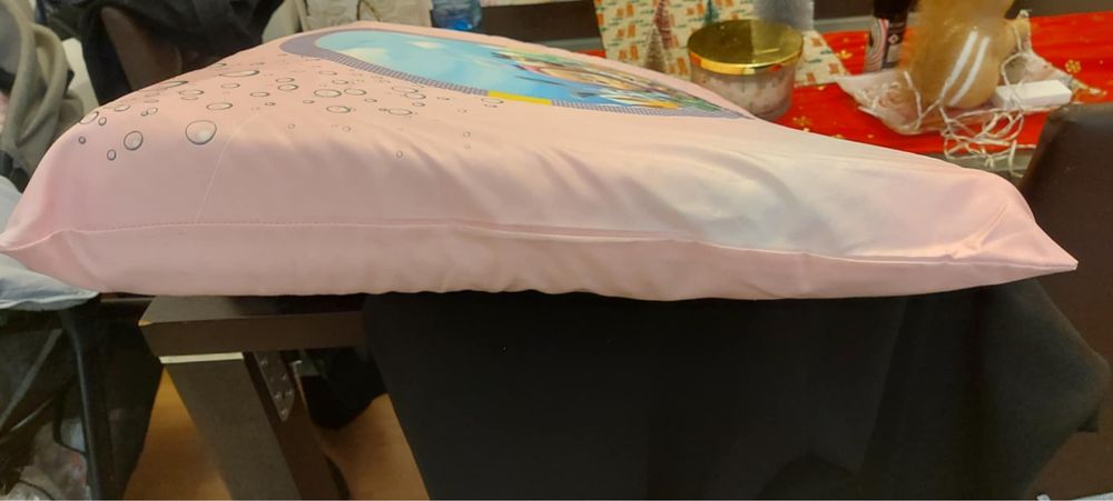 Възглавница за кърмене и антирефлуксна възглавнижа