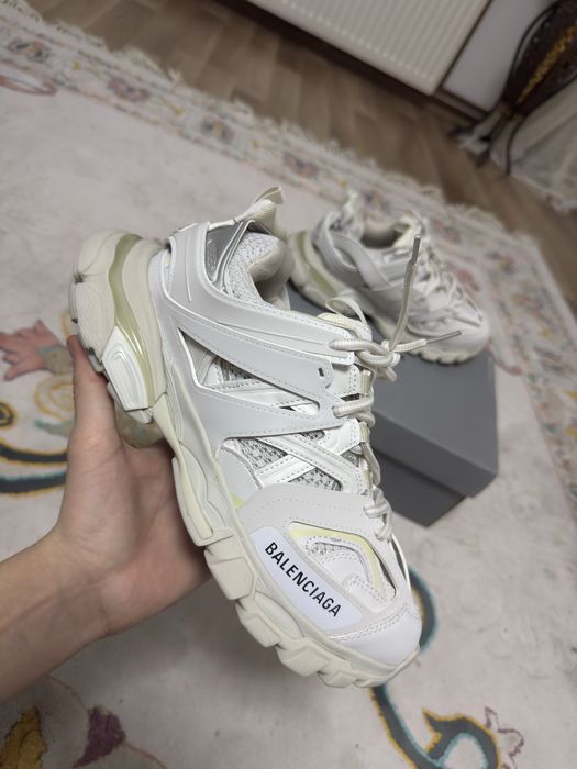 Balenciaga Track NOI