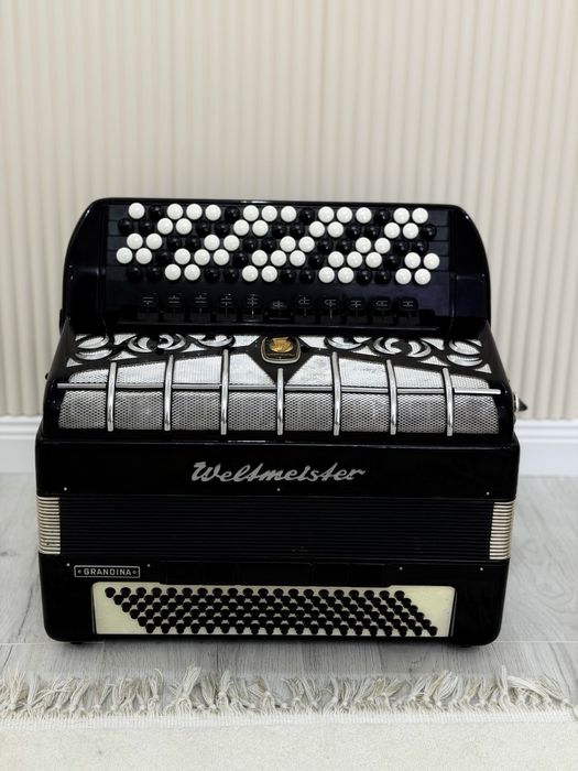 Бес қатарлы баян Grandina