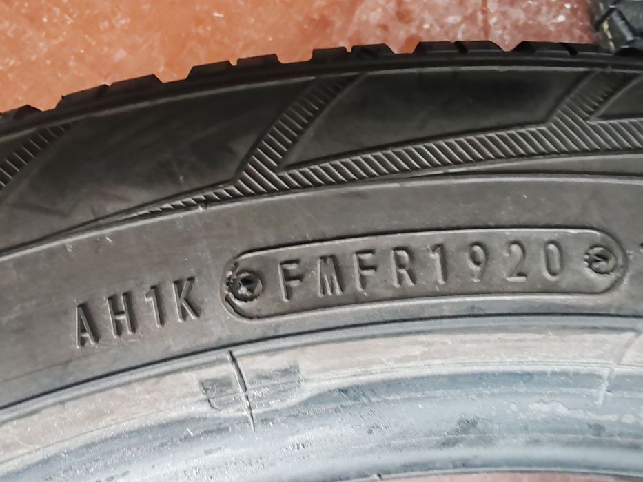 245 45 18. Falken. AN 2020.