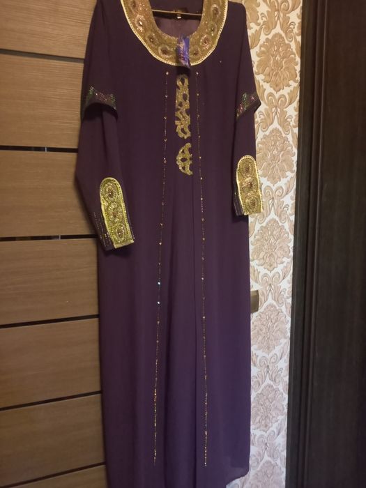 Женская одежда вечернее платье 54р