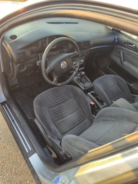VOLKSWAGEN Passat 2001 — imagine 4
