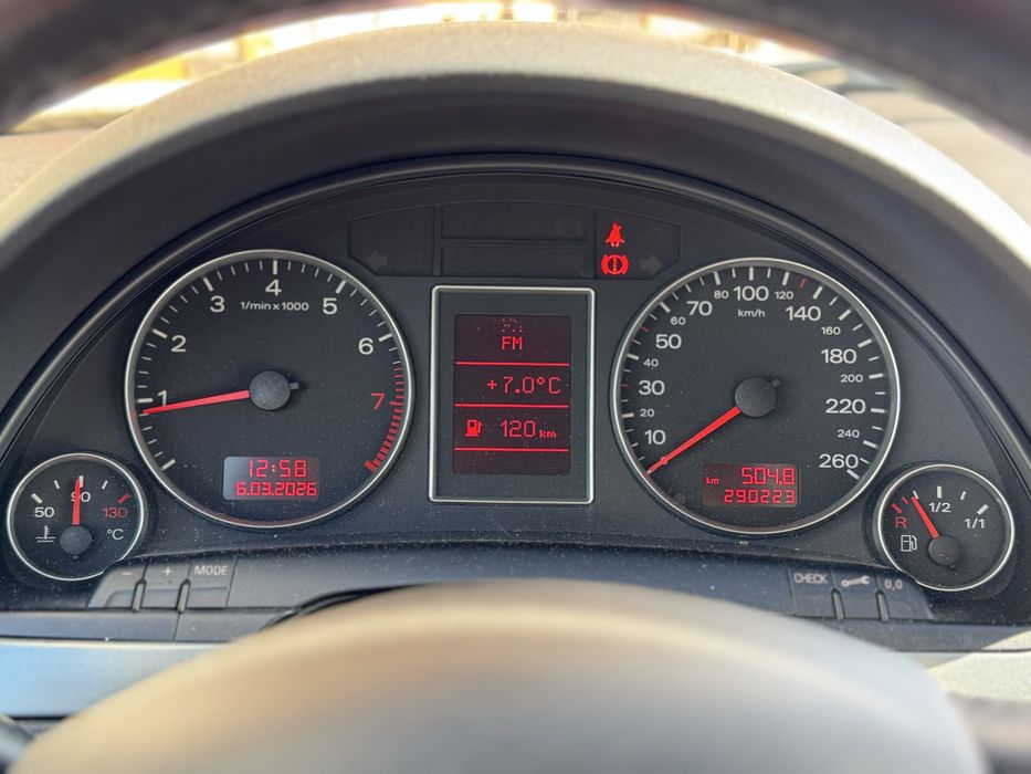 Vand Audi A4 B7 , 1.6i + GPL