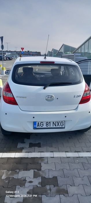 Hyundai i20   alb