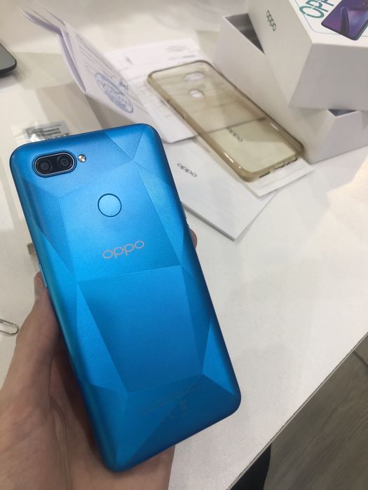 Продам телефон oppo A12