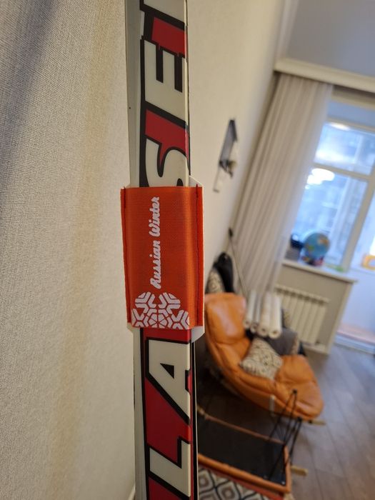 Продам лыжи  новые