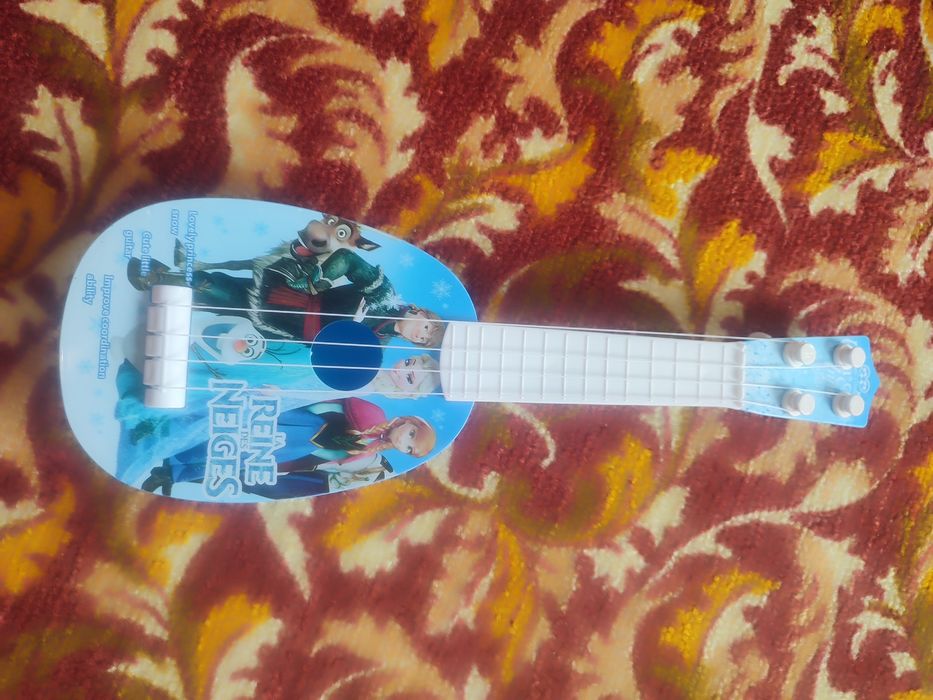 Игрушки разные...