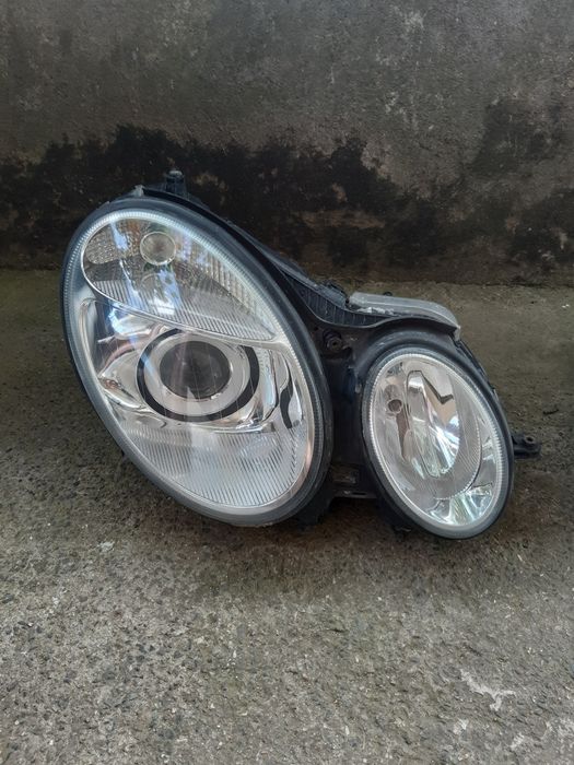 Фарове за Мерцедес w211 би-ксенон завиващи