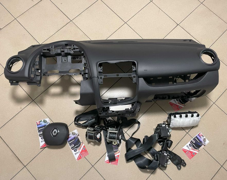 Renault Clio IV facelift - plansa de bord - kit airbag - set  centuri